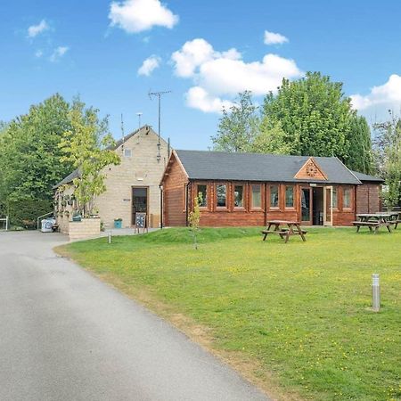 Longnor Wood Holiday Park Экстерьер фото