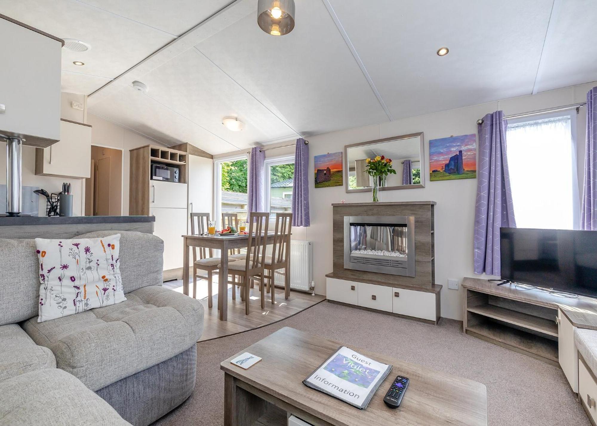 Longnor Wood Holiday Park Экстерьер фото