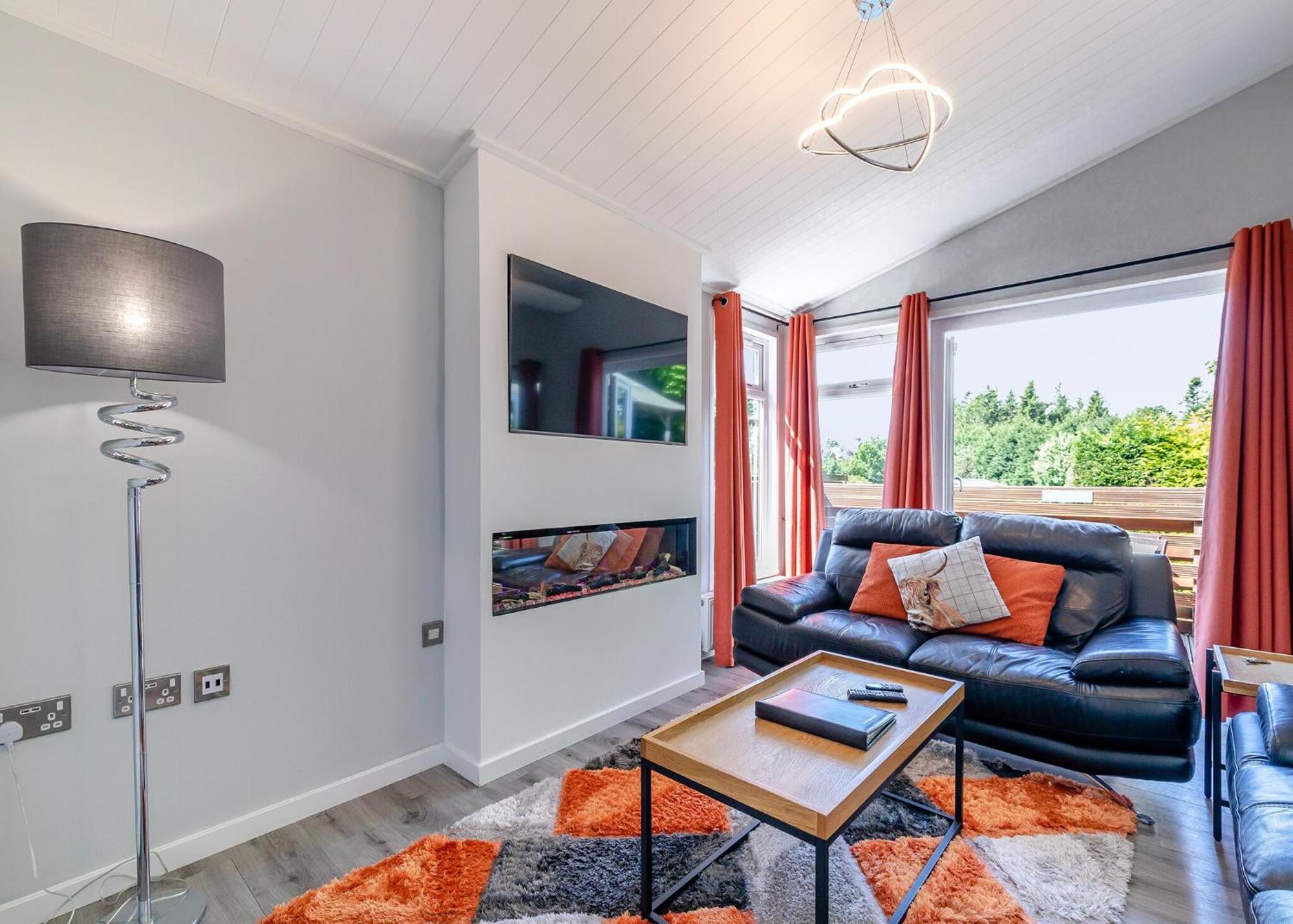 Longnor Wood Holiday Park Экстерьер фото